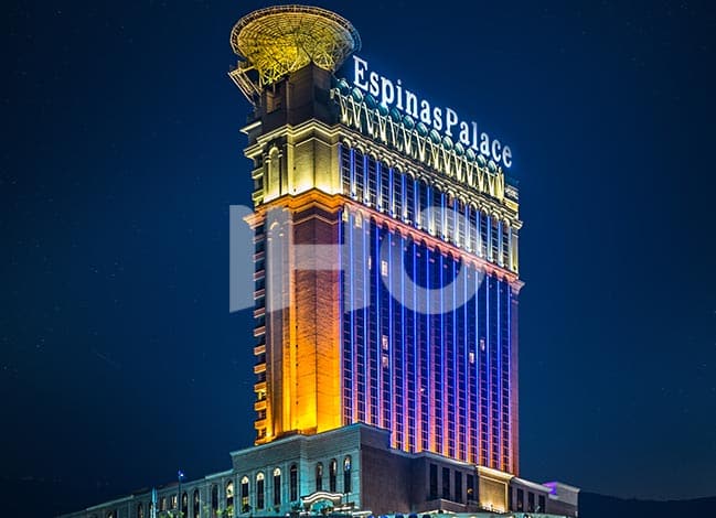 یک شب اقامت هتل Spinnaker Palace